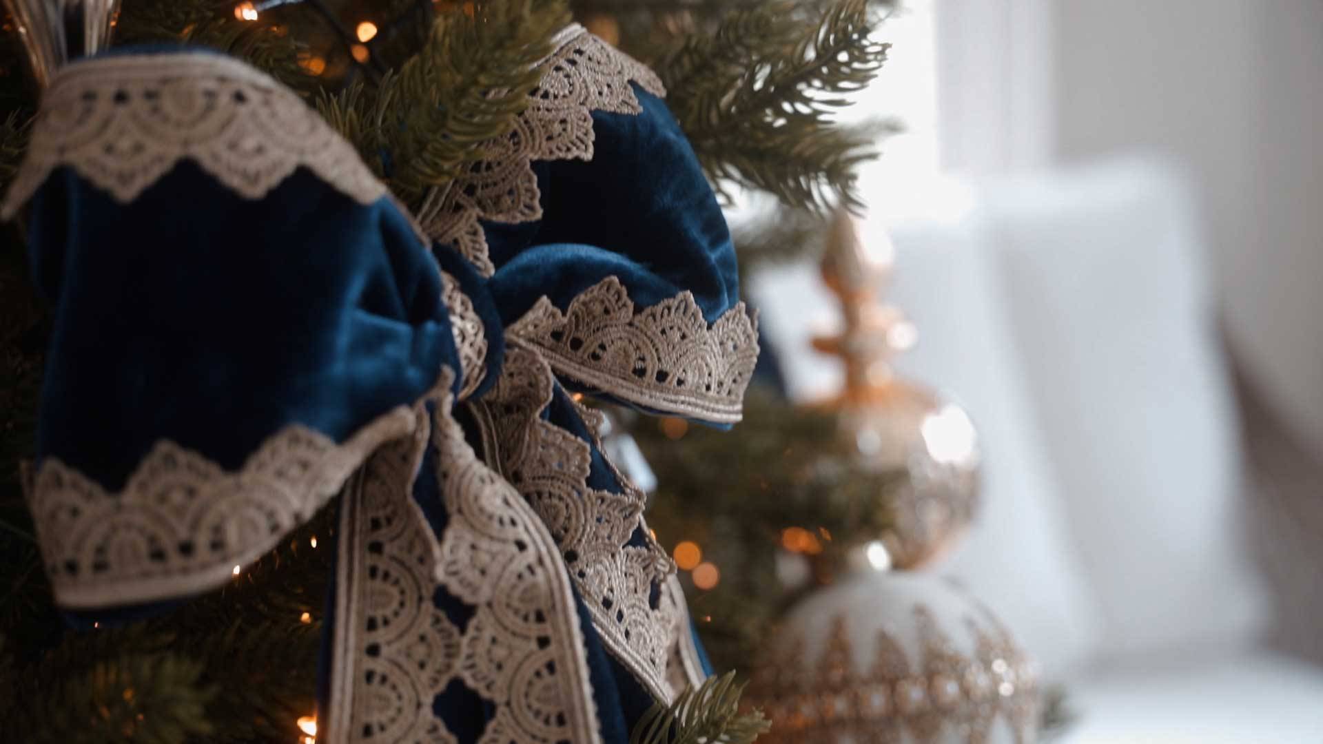 Navy Blue Laced Velvet Christmas Bow